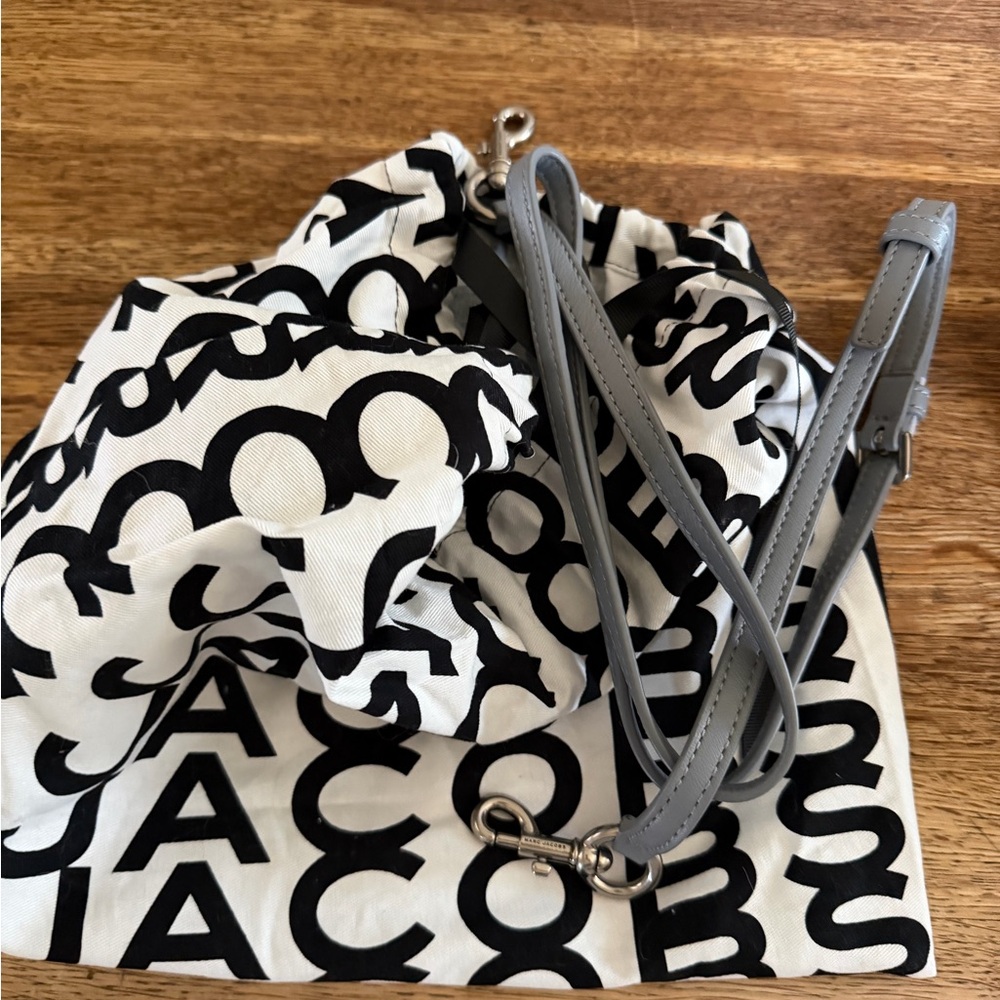 Blue Marc Jacob’s Quilted Chain Shoulder Bag - Picture 4 of 4